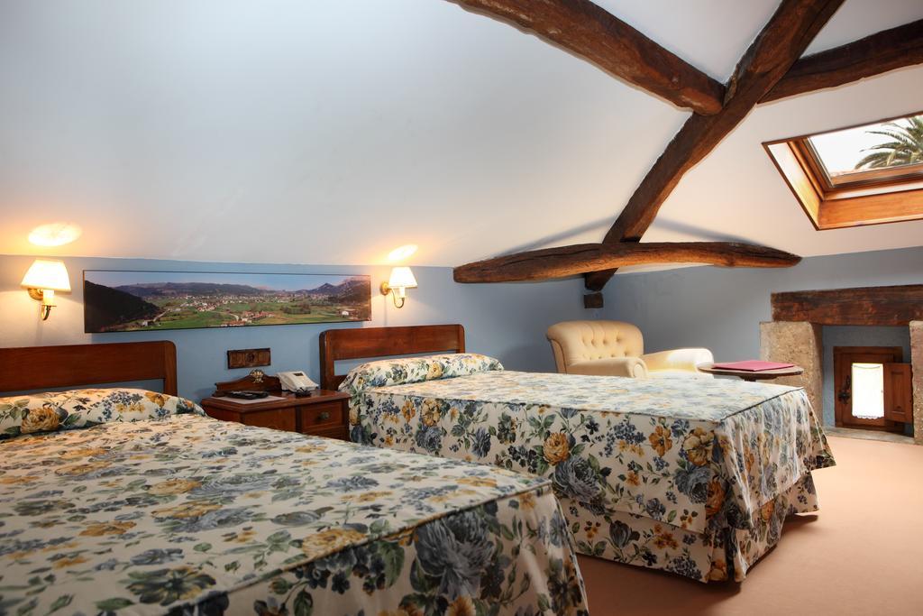 Posada La Torre De La Quintana Liendo Kültér fotó